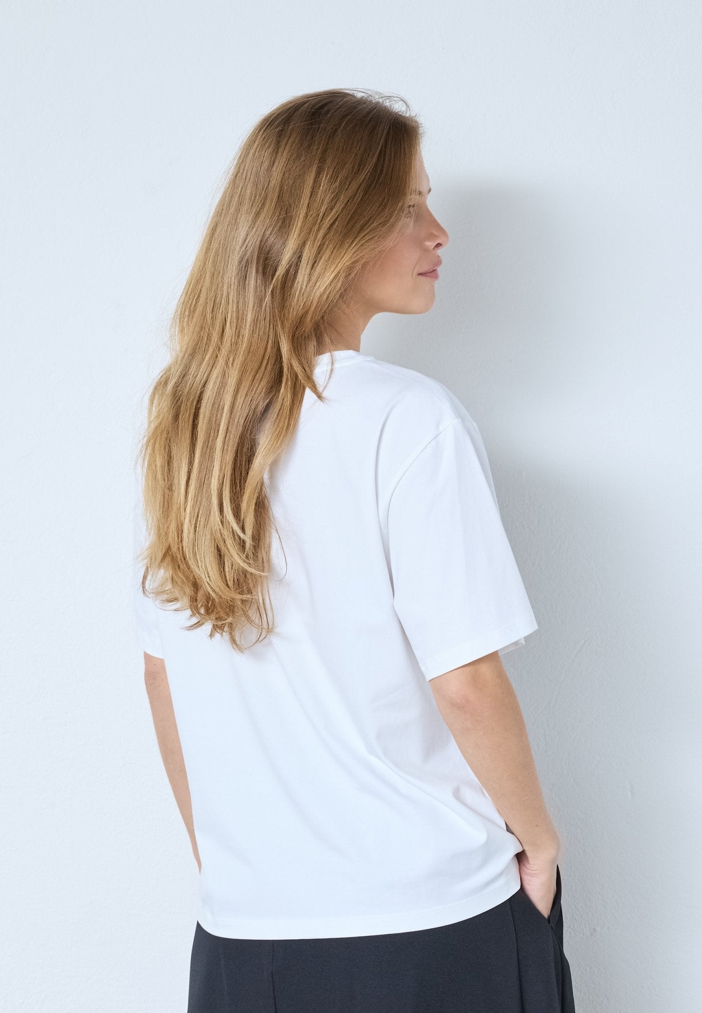 MadinaCC Oversize Tee - White - Co'couture