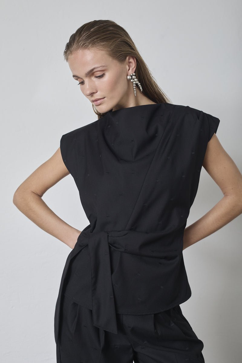 SagaCC Pleat Top - Black - Co'couture